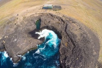 Blue-Eye-Cave-Cape-Verde