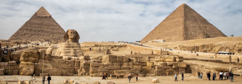 Great-Pyramids-of-Giza-in-Egypt